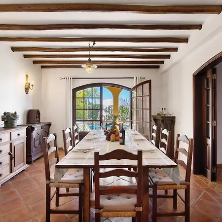 Rustica Villa